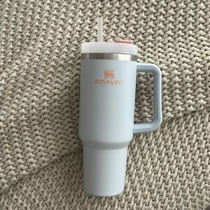 Stanley 40oz tumbler cloud and pink